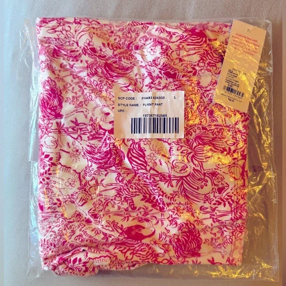 NWT! ❤️NEW 2025 PATTERN!❤️ Lilly Pulitzer PJ Pants Raspberry Rouge Size L - Picture 9 of 9